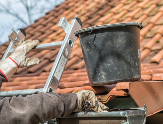 gutter flushing 1