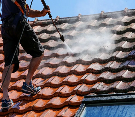 roof pressure cleaning